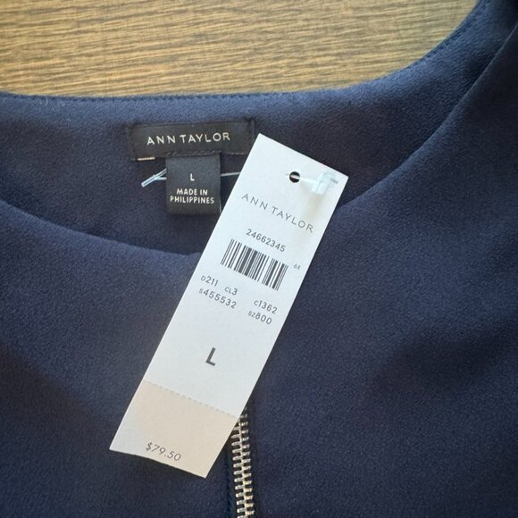 NWT ANN TAYLOR zip dressy navy top blouse size LARGE - Picture 2 of 3